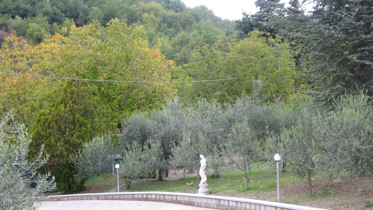 B&B La Poiana Canavaccio di Urbino ภายนอก รูปภาพ