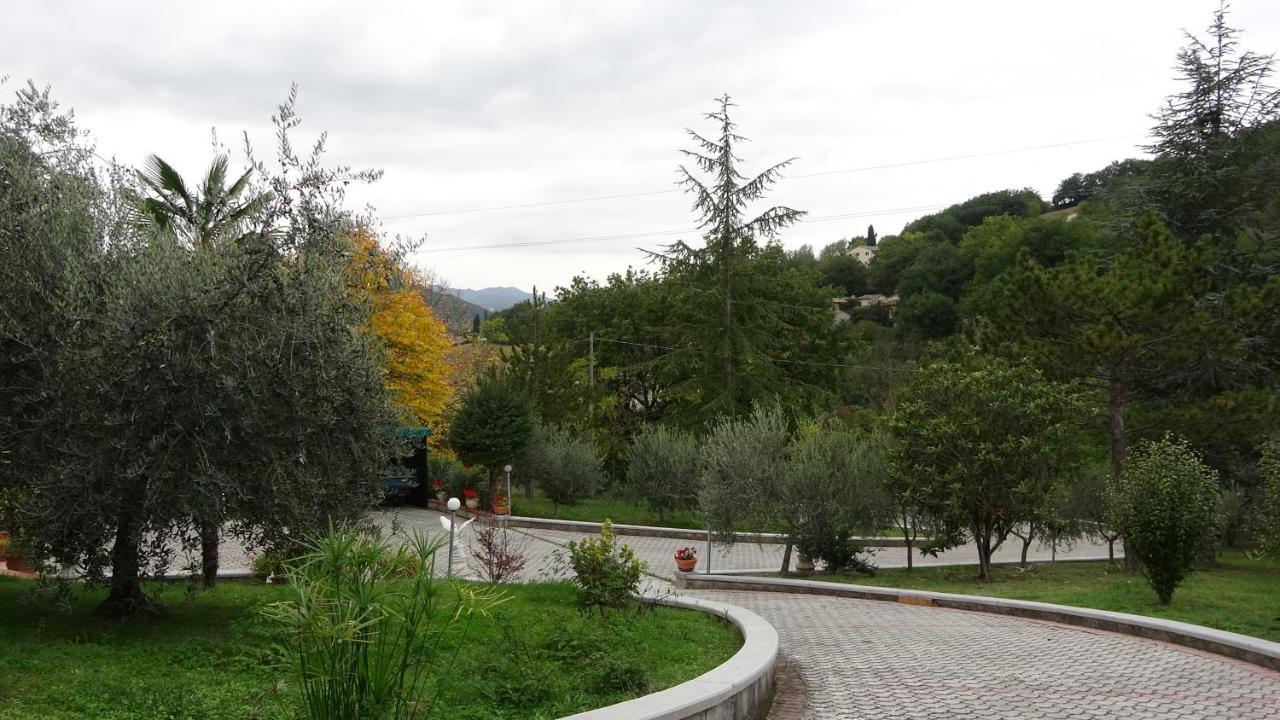 B&B La Poiana Canavaccio di Urbino ภายนอก รูปภาพ