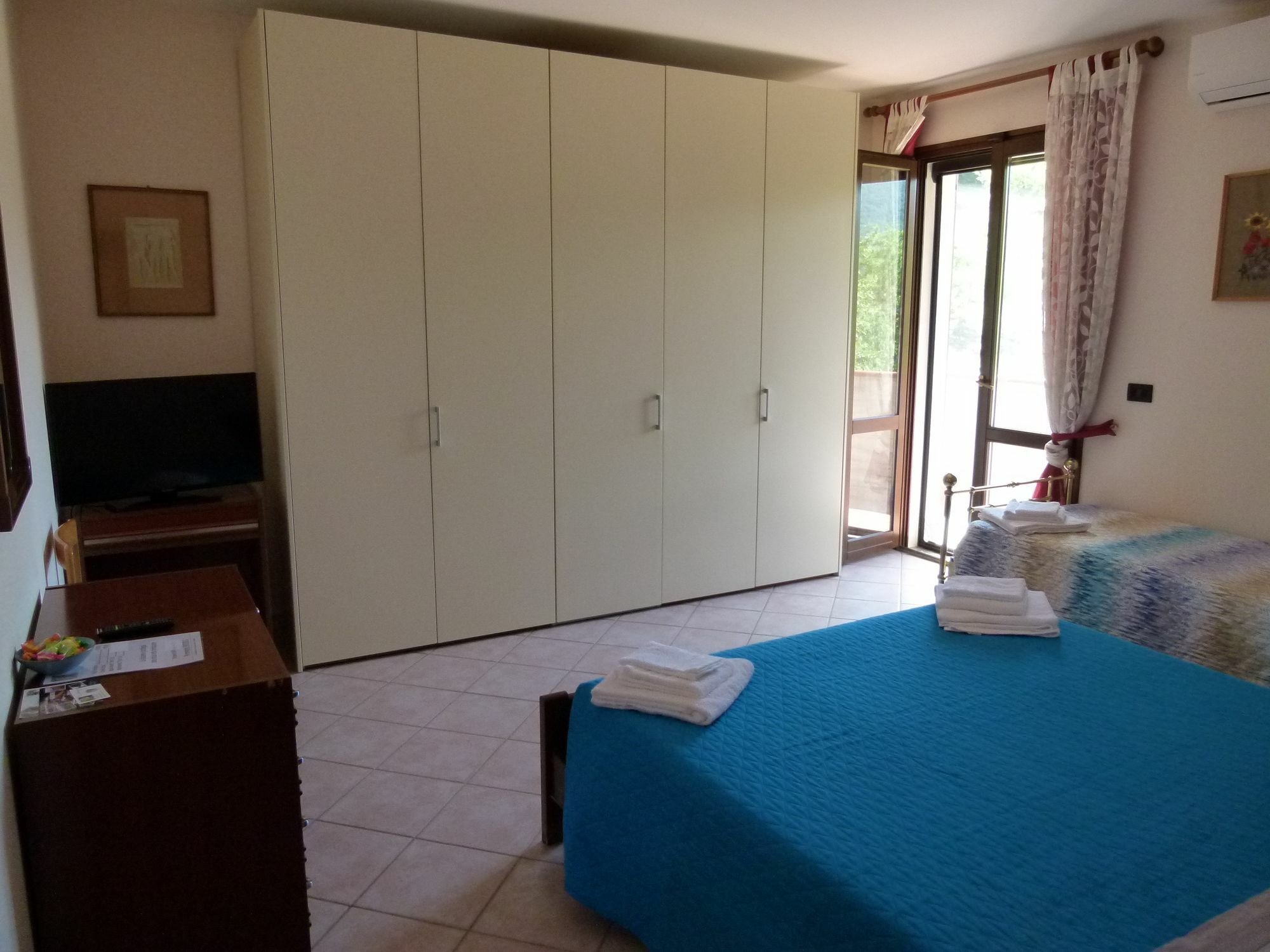 B&B La Poiana Canavaccio di Urbino ภายนอก รูปภาพ